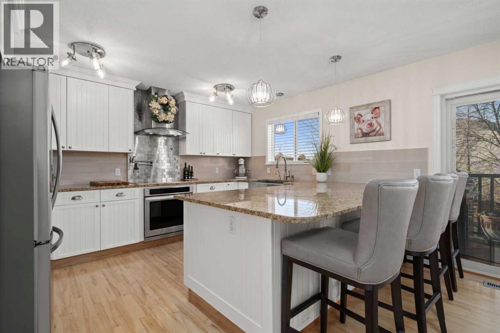 232 Oakmere Place, Chestermere, Alberta  T1X 1L2 - Photo 6 - A2268548