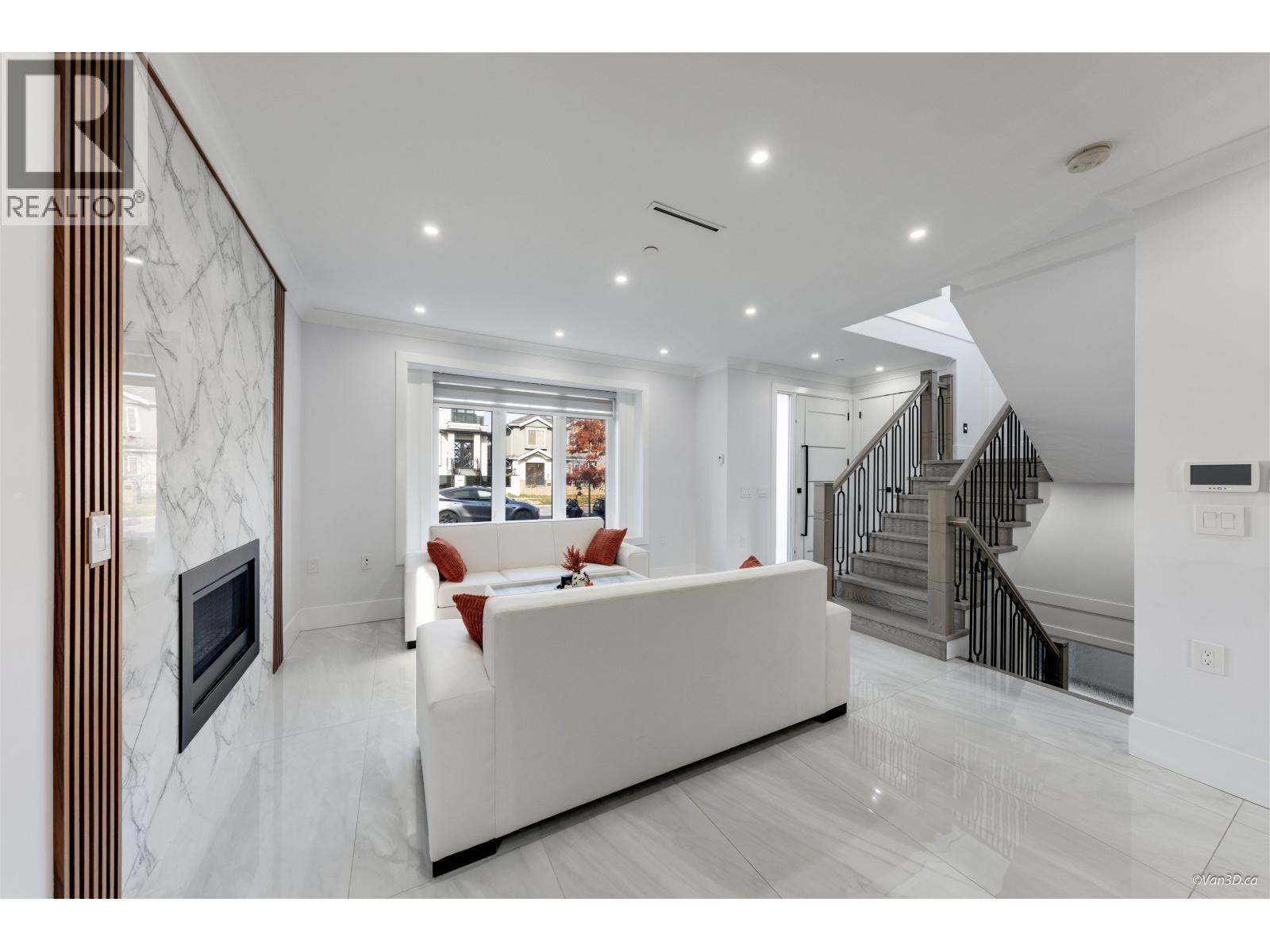 1 926 E 58th Avenue, Vancouver, British Columbia V5X 1W5 - Photo 8 - R3067235