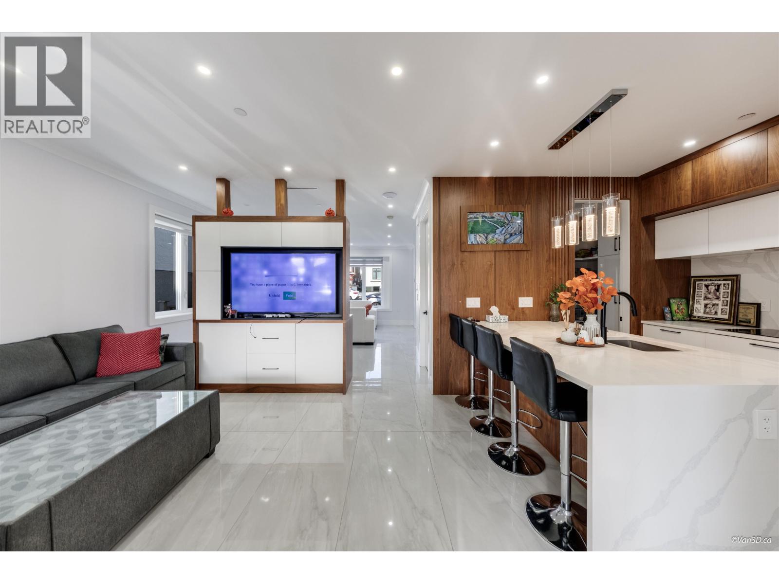 1 926 E 58th Avenue, Vancouver, British Columbia V5X 1W5 - Photo 11 - R3067235