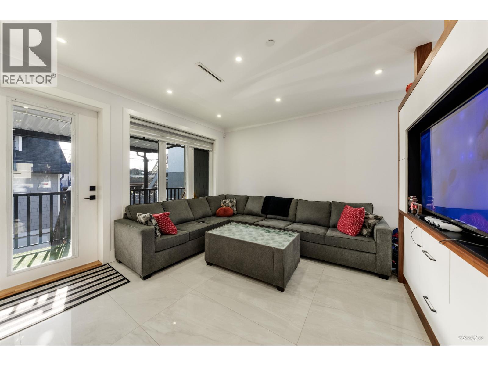 1 926 E 58th Avenue, Vancouver, British Columbia V5X 1W5 - Photo 20 - R3067235