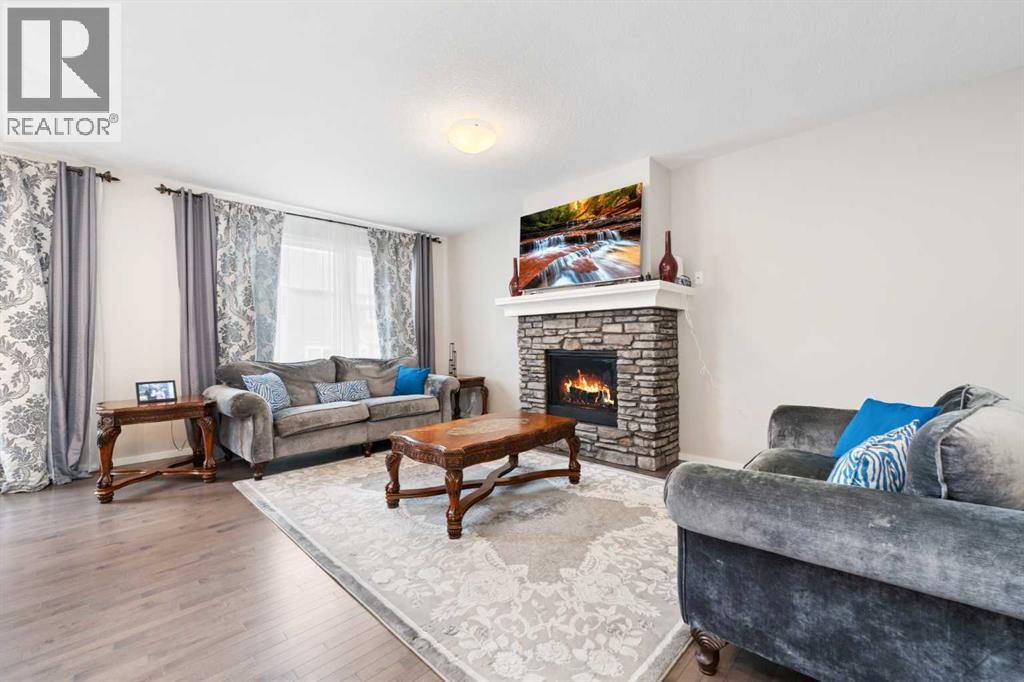 229 Kingsbury Close Se, Airdrie, Alberta  T4A 0R3 - Photo 7 - A2270006