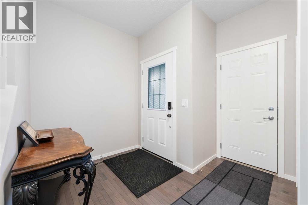 229 Kingsbury Close Se, Airdrie, Alberta  T4A 0R3 - Photo 3 - A2270006