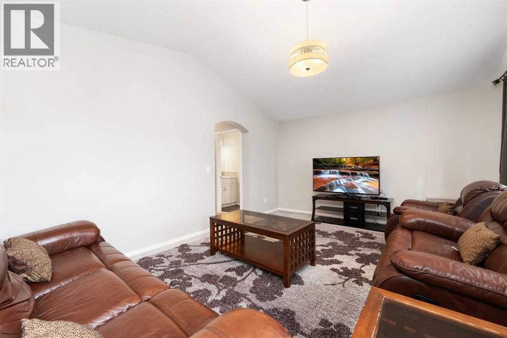 229 Kingsbury Close Se, Airdrie, Alberta  T4A 0R3 - Photo 18 - A2270006