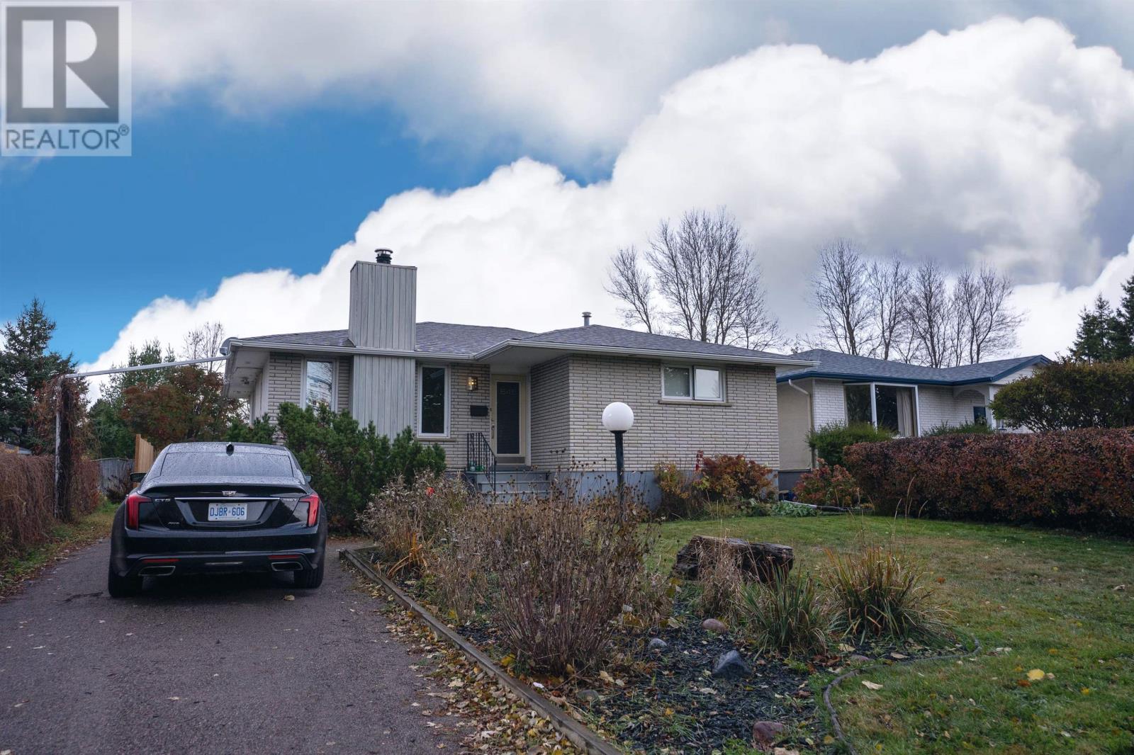 545 Cambrian Cres, Thunder Bay, Ontario  P7C 5C2 - Photo 3 - TB253336