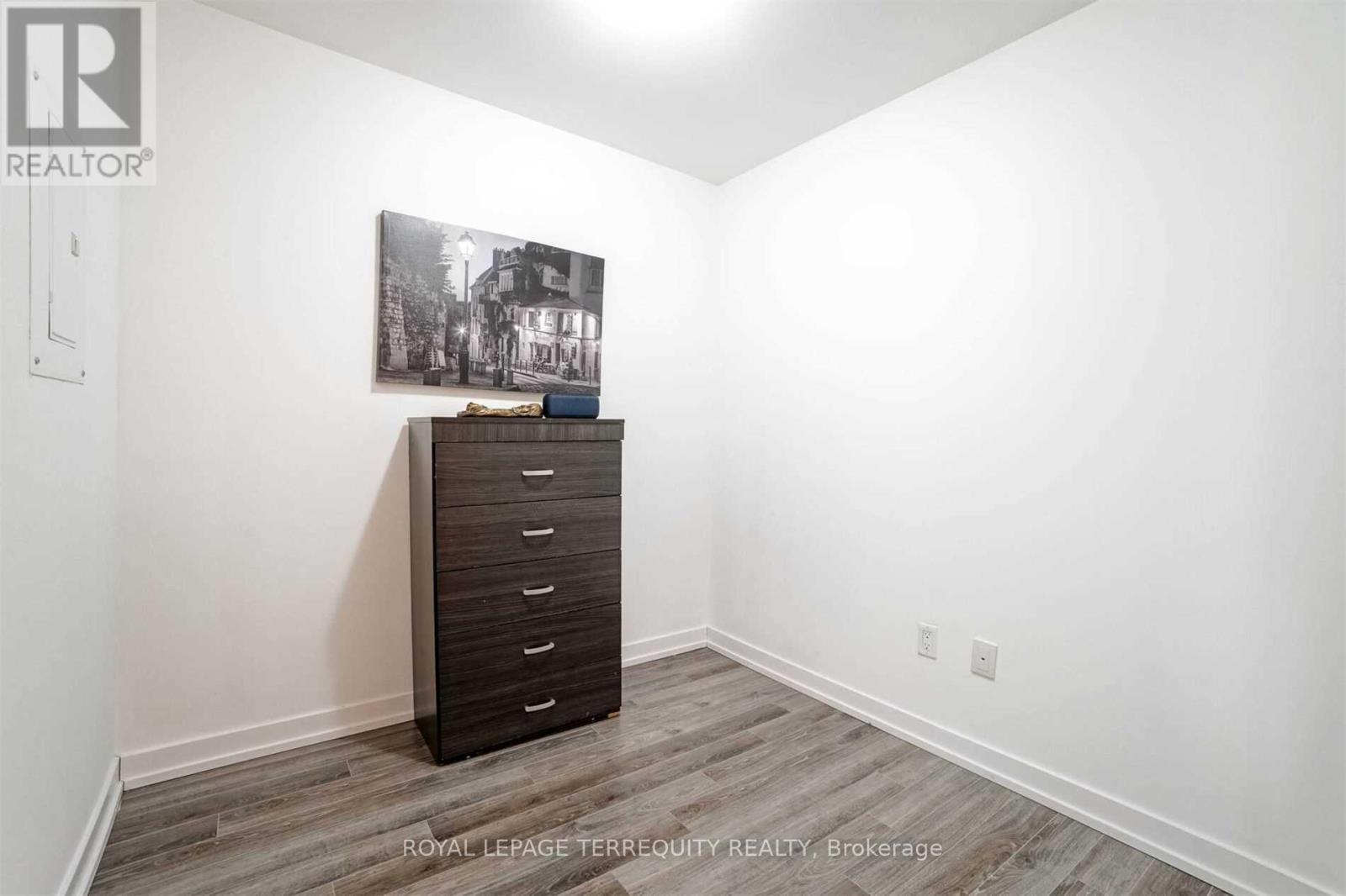 6a - 867 Wilson Avenue, Toronto, Ontario  M3K 0A4 - Photo 11 - W12542654