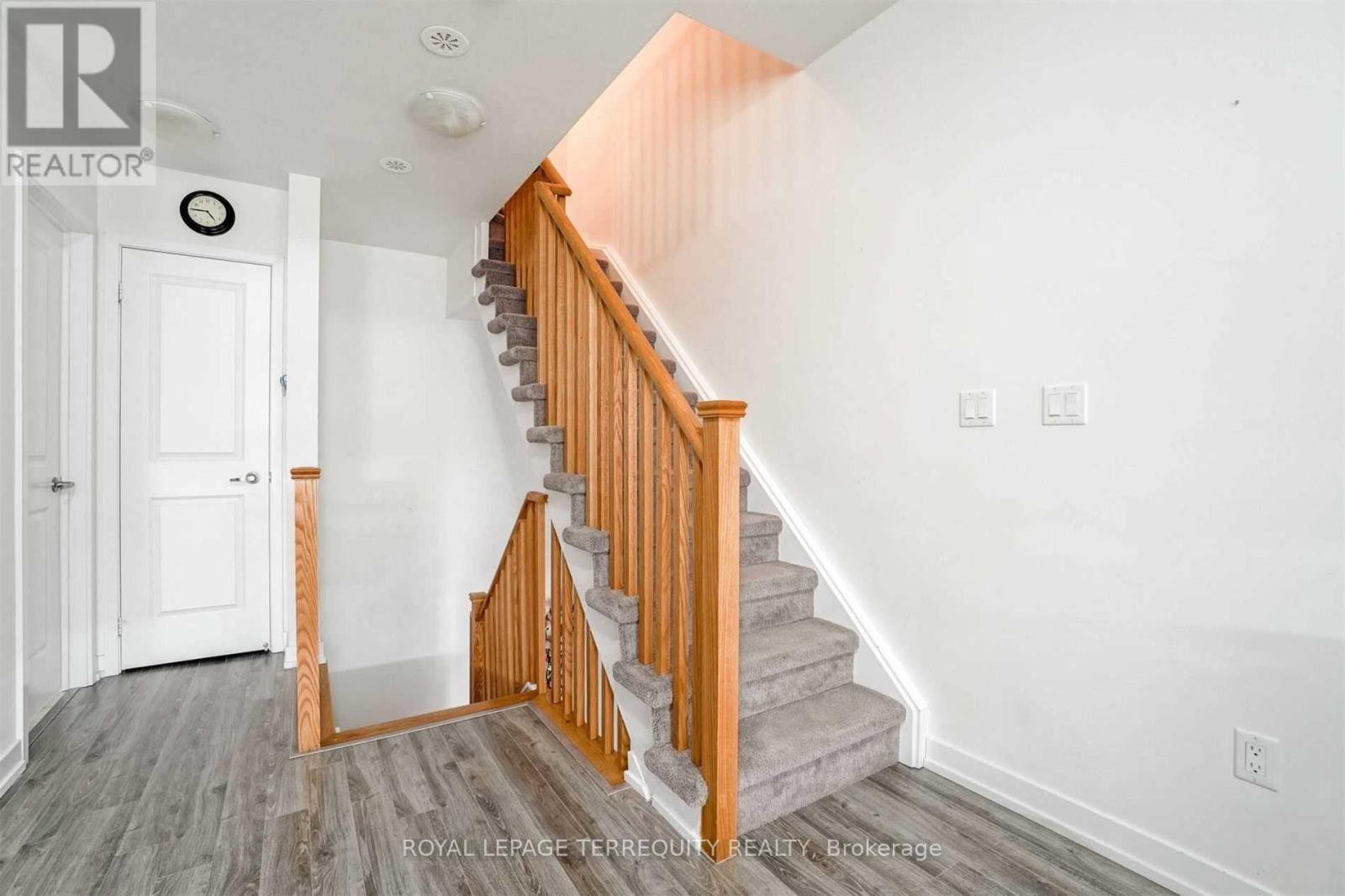 6a - 867 Wilson Avenue, Toronto, Ontario  M3K 0A4 - Photo 4 - W12542654