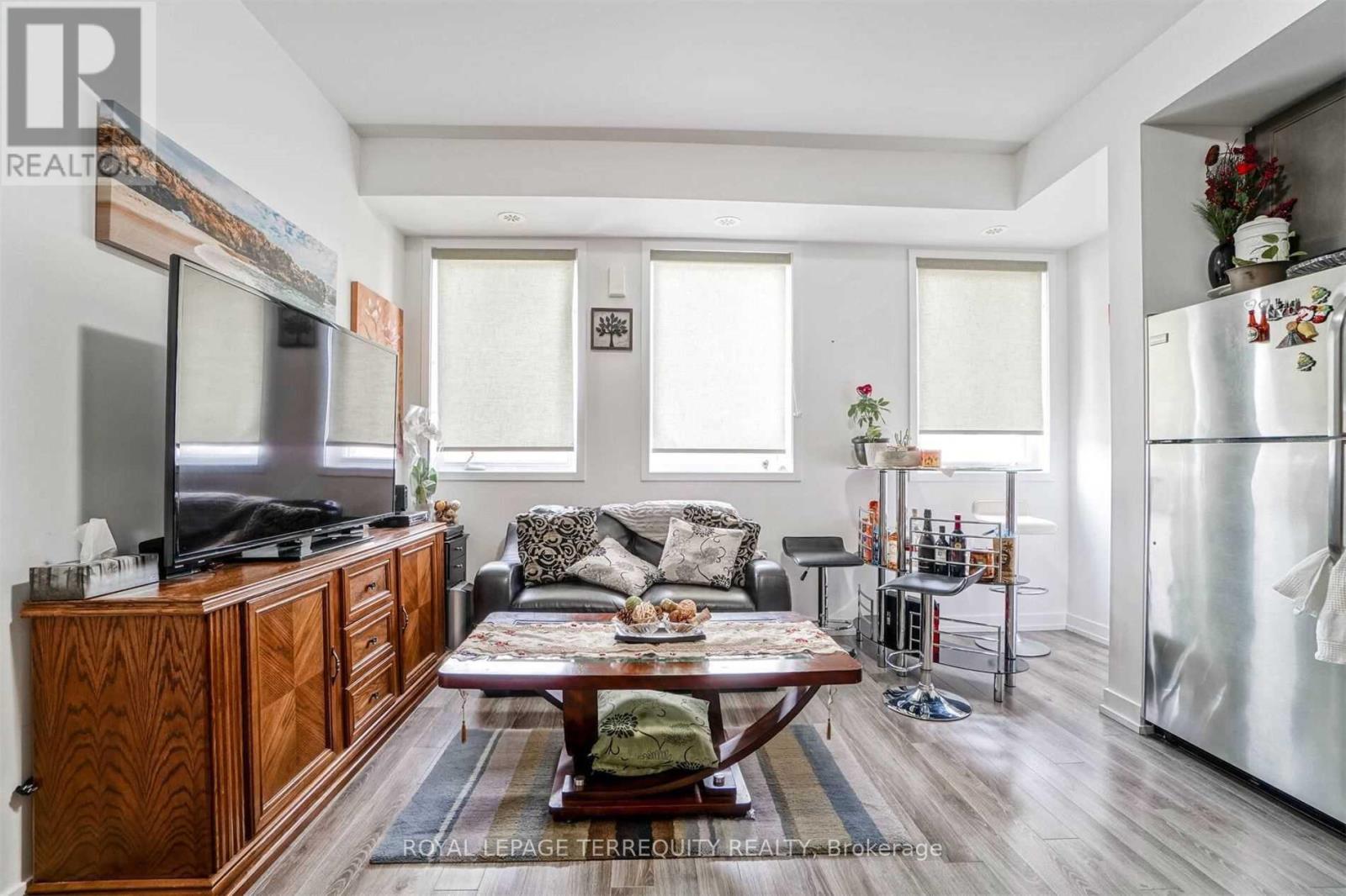 6a - 867 Wilson Avenue, Toronto, Ontario  M3K 0A4 - Photo 5 - W12542654