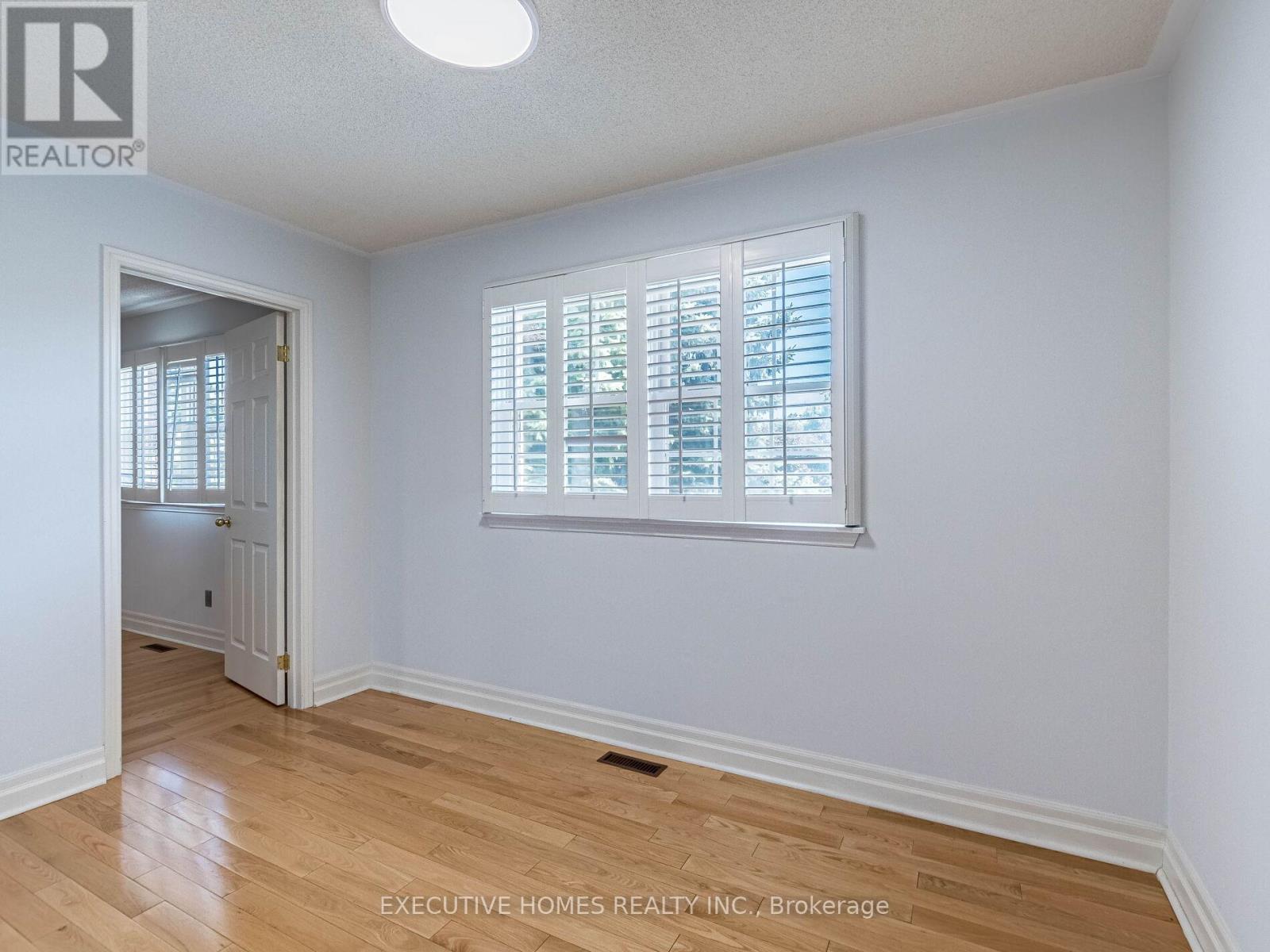 1876 Roy Ivor Crescent, Mississauga, Ontario  L5L 3N8 - Photo 22 - W12542678