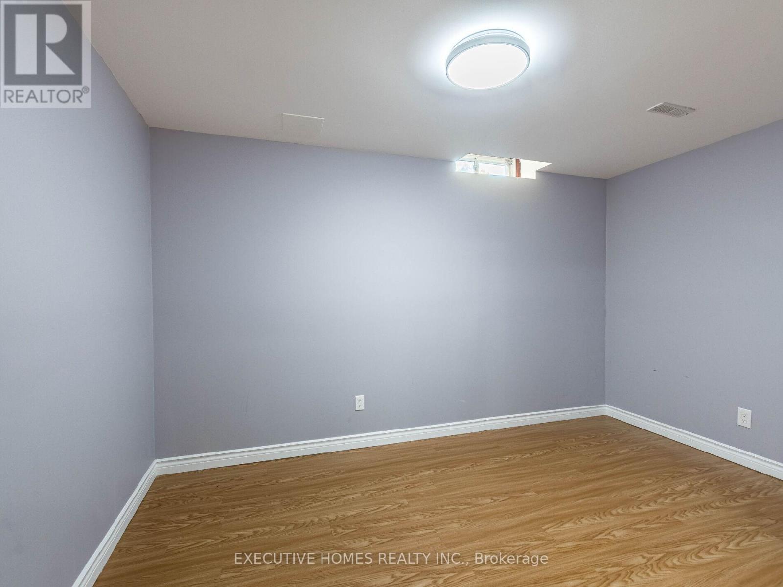 1876 Roy Ivor Crescent, Mississauga, Ontario  L5L 3N8 - Photo 37 - W12542678