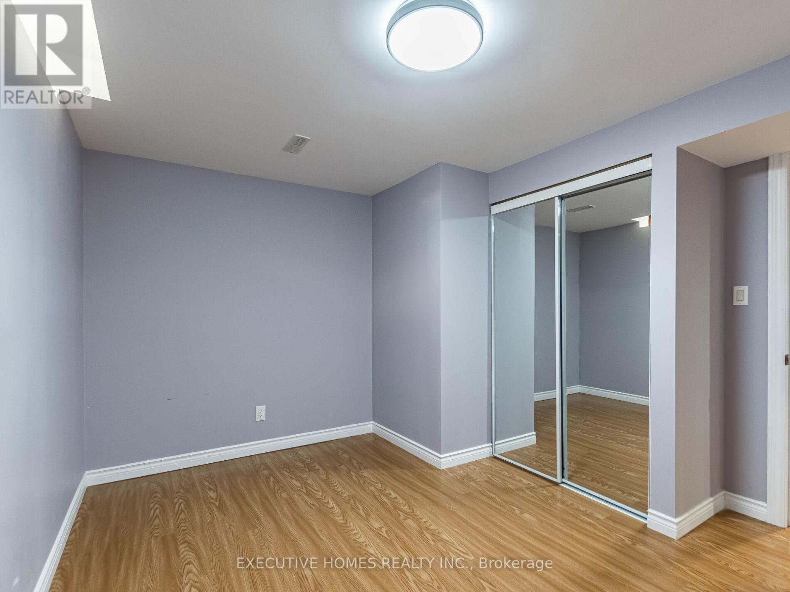 1876 Roy Ivor Crescent, Mississauga, Ontario  L5L 3N8 - Photo 40 - W12542678