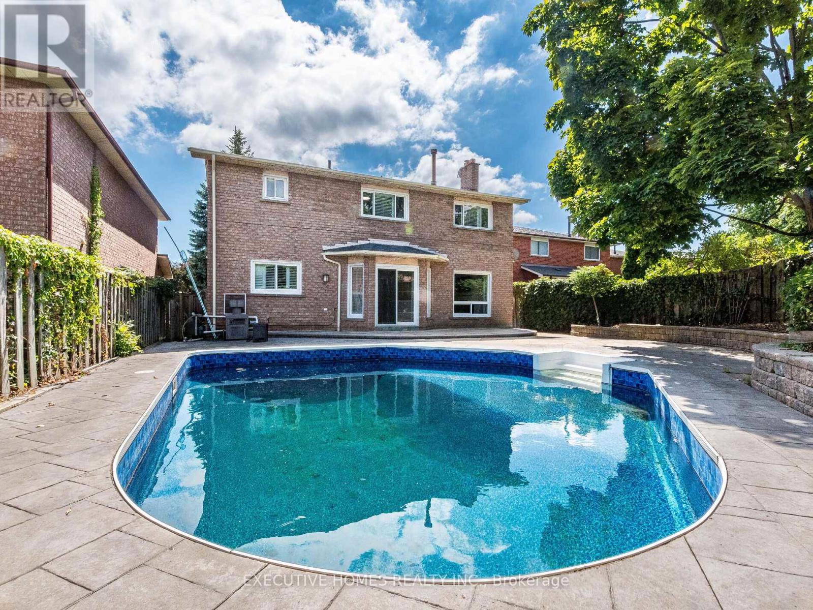 1876 Roy Ivor Crescent, Mississauga, Ontario  L5L 3N8 - Photo 45 - W12542678