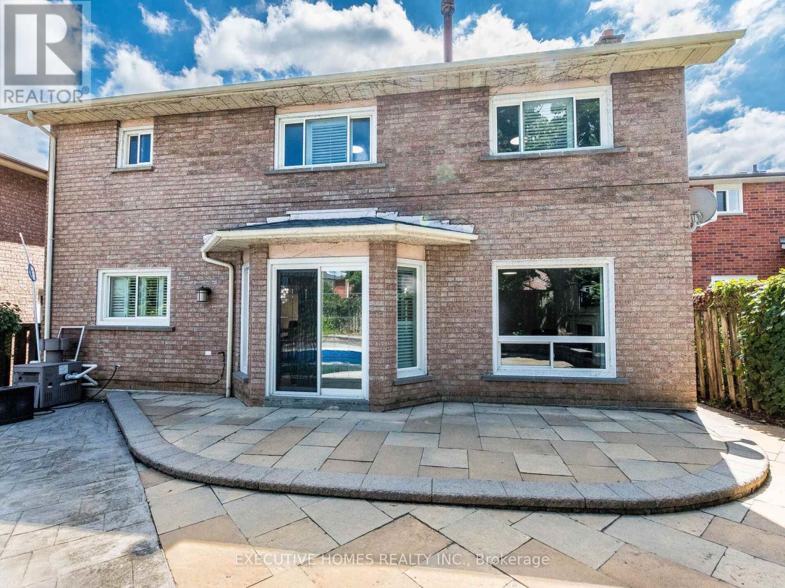 1876 Roy Ivor Crescent, Mississauga, Ontario  L5L 3N8 - Photo 46 - W12542678