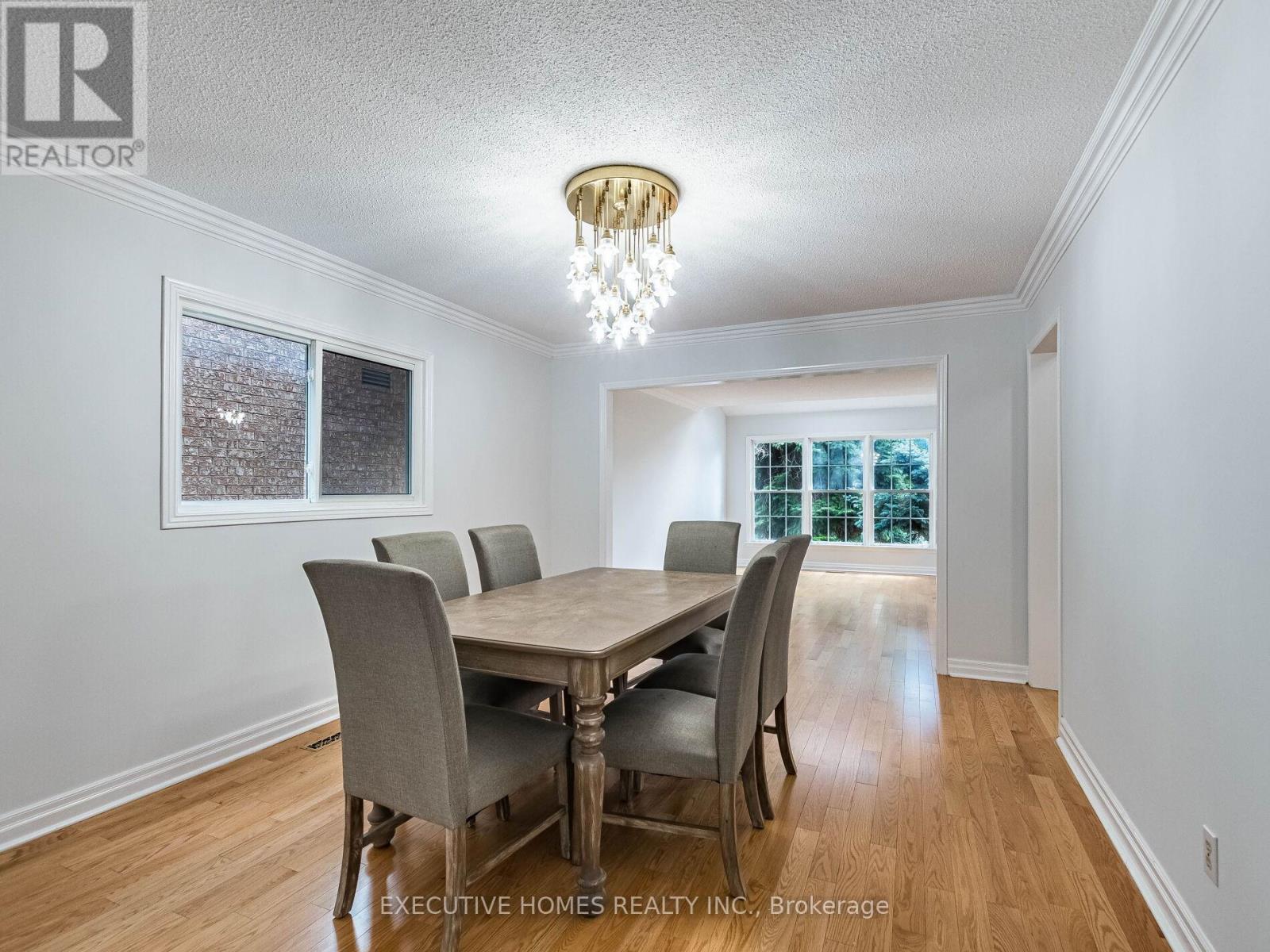 1876 Roy Ivor Crescent, Mississauga, Ontario  L5L 3N8 - Photo 7 - W12542678