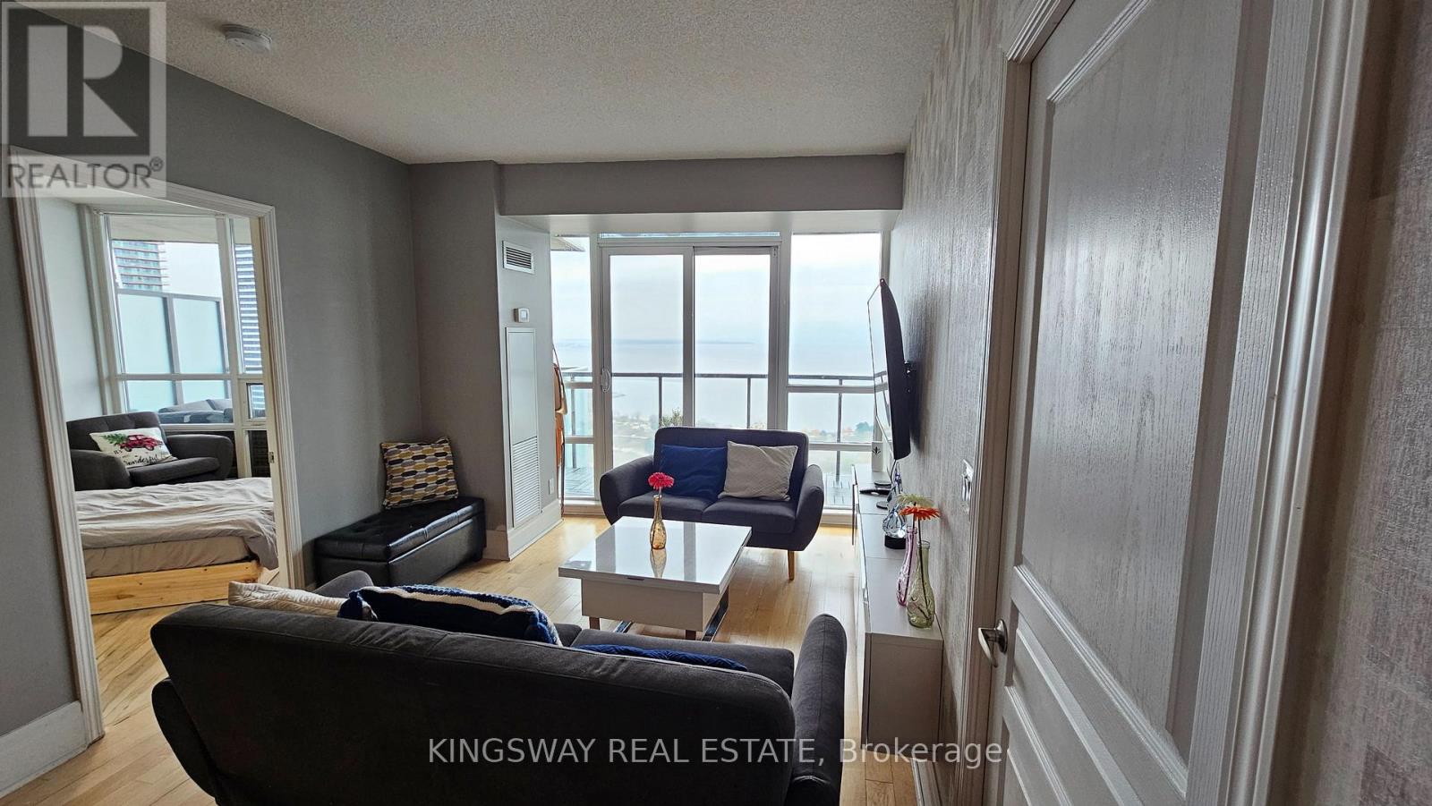 3707 - 2230 Lake Shore Boulevard W, Toronto, Ontario  M8V 0B2 - Photo 3 - W12542708