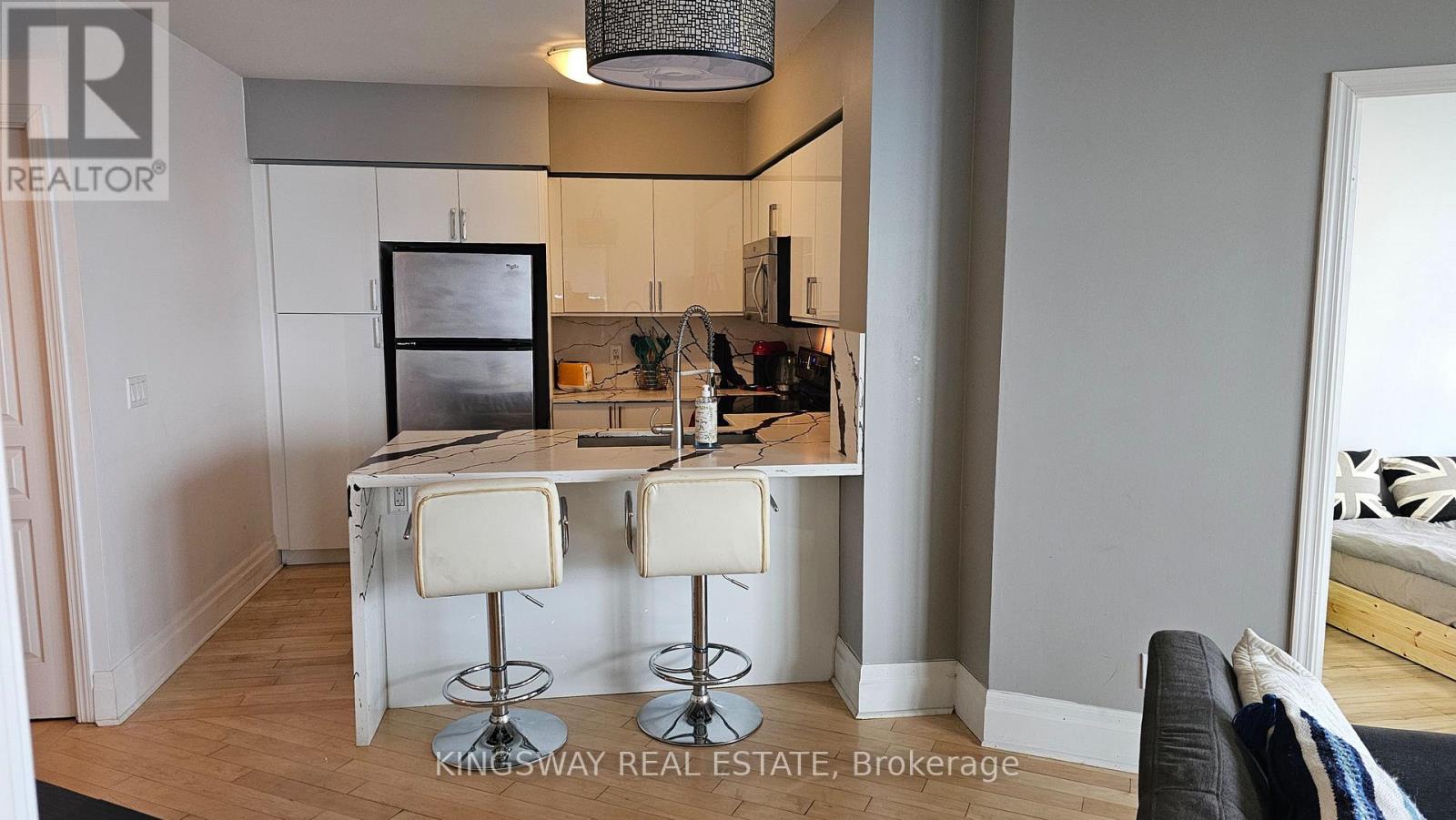 3707 - 2230 Lake Shore Boulevard W, Toronto, Ontario  M8V 0B2 - Photo 5 - W12542708