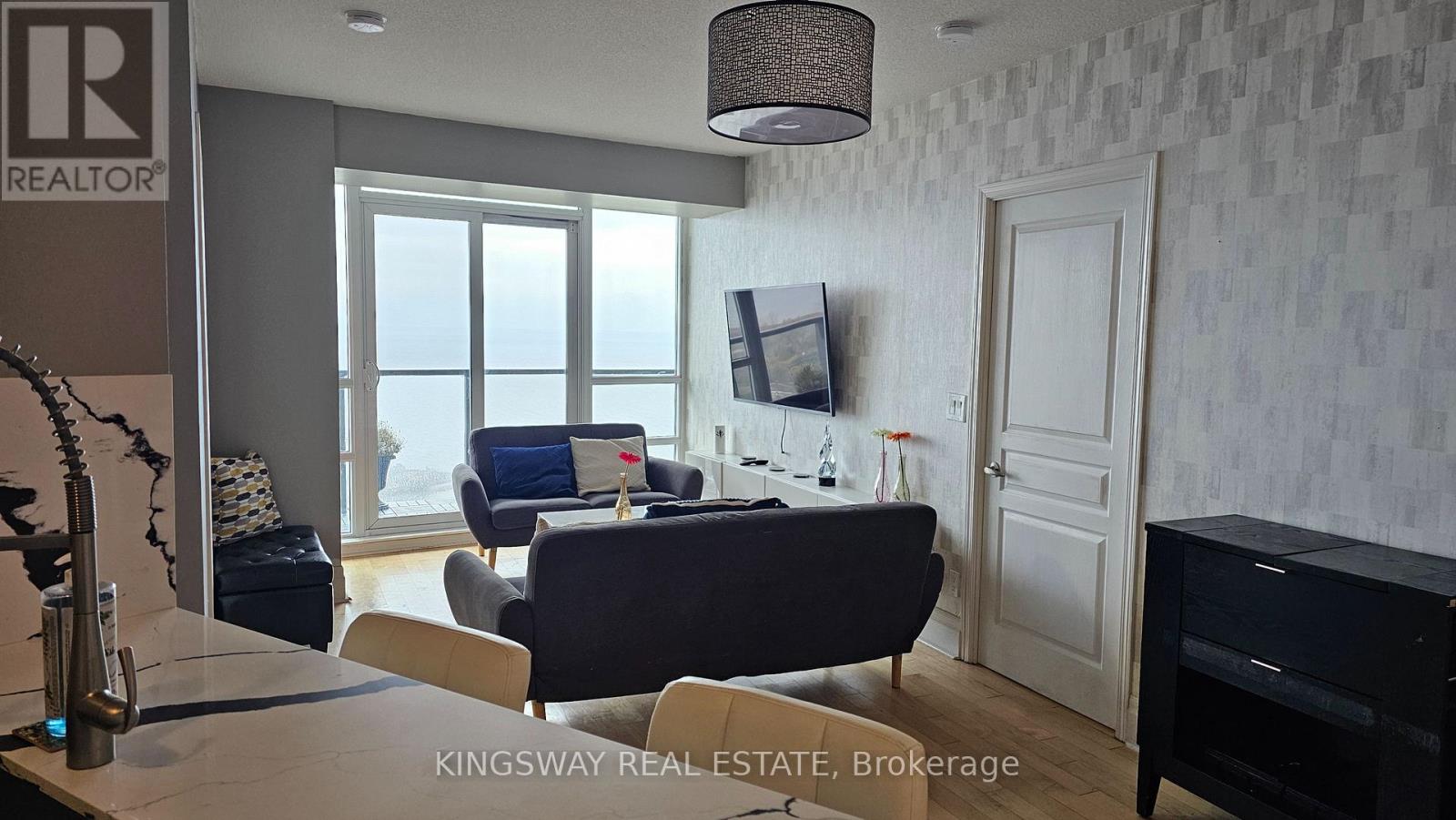 3707 - 2230 Lake Shore Boulevard W, Toronto, Ontario  M8V 0B2 - Photo 7 - W12542708