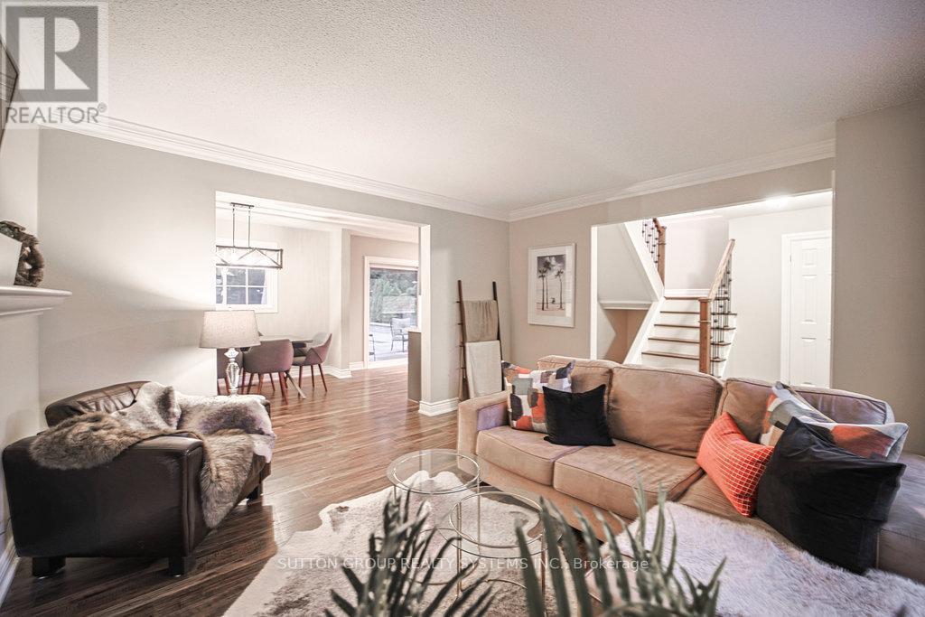 160 Allan Drive, Caledon, Ontario  L7E 1Y8 - Photo 4 - W12542782