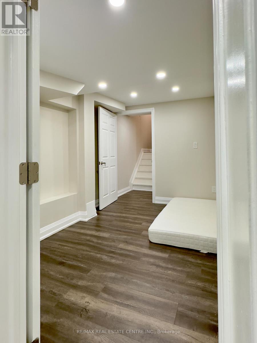 5 Streamline Drive, Brampton, Ontario  L6V 4S6 - Photo 37 - W12542806