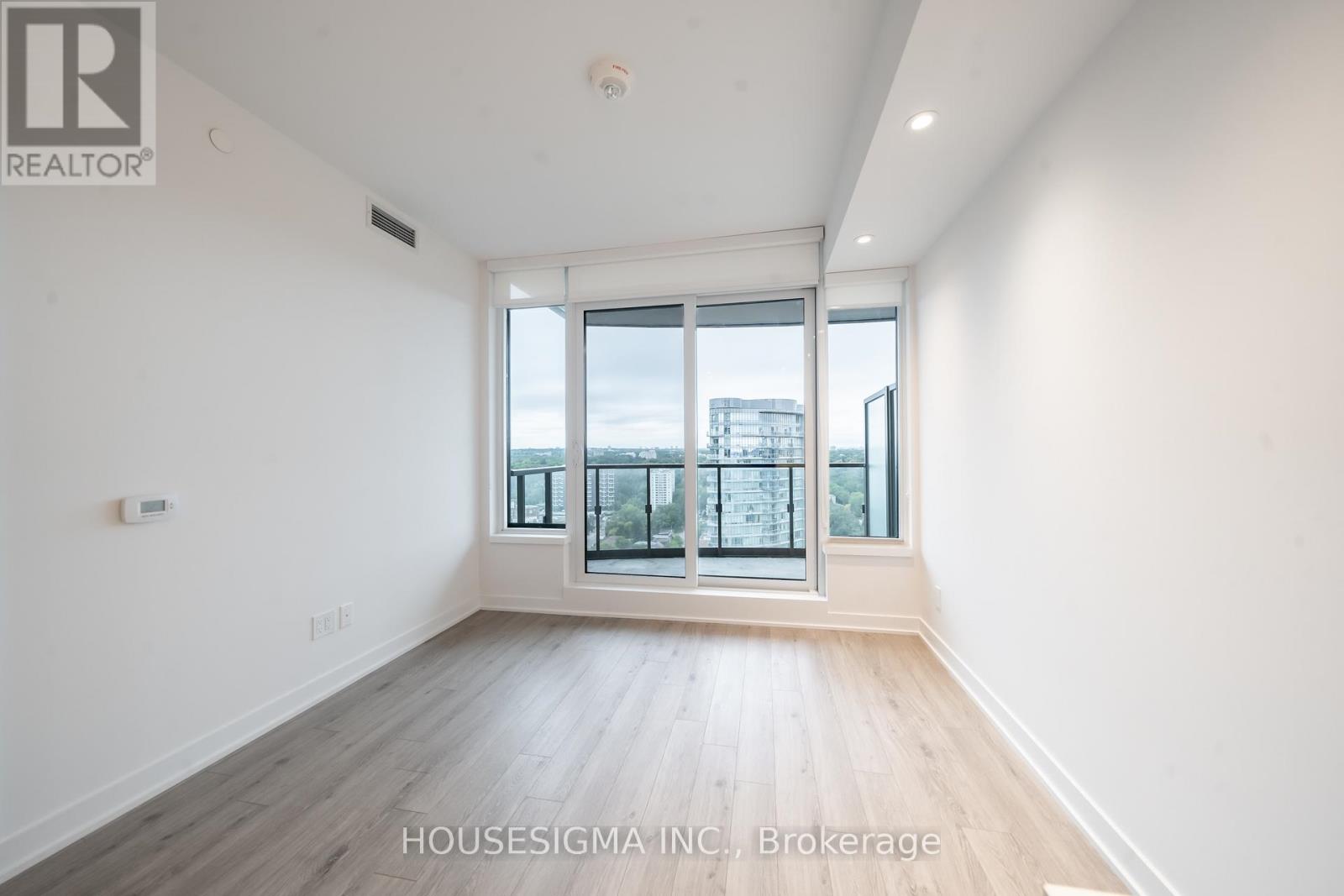 2815 - 1928 Lake Shore Boulevard W, Toronto, Ontario  M6S 1A1 - Photo 10 - W12542814