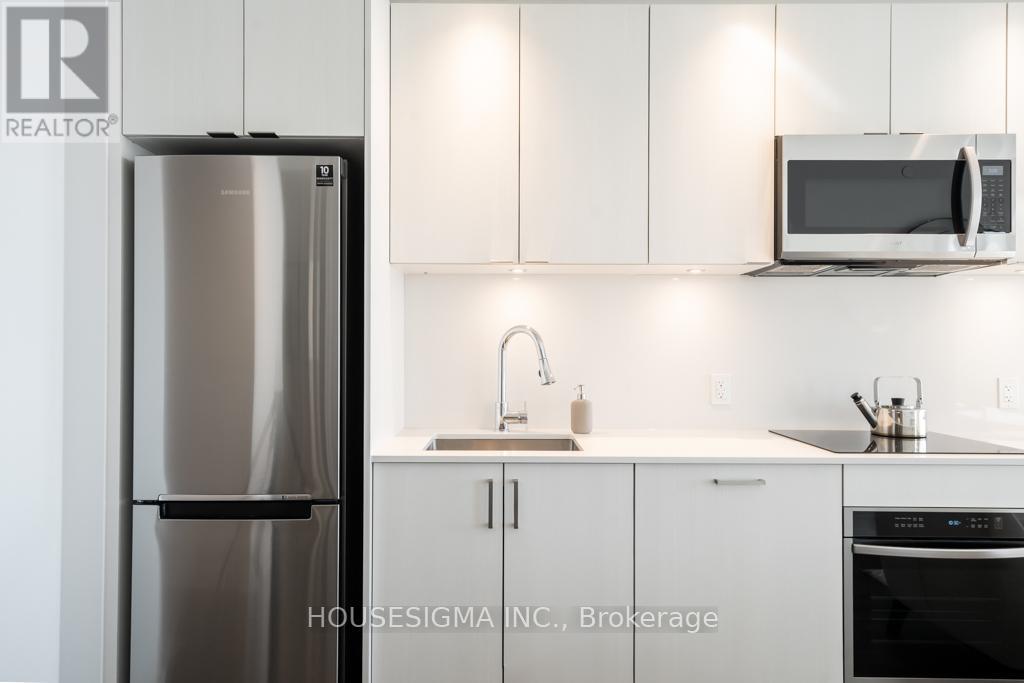 2815 - 1928 Lake Shore Boulevard W, Toronto, Ontario  M6S 1A1 - Photo 3 - W12542814