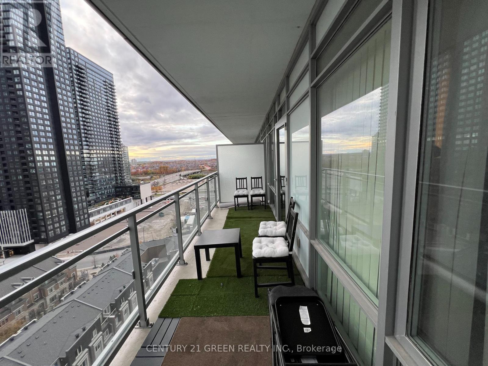 1406 - 365 Prince Of Wales Drive, Mississauga, Ontario  L5B 0G6 - Photo 13 - W12542822