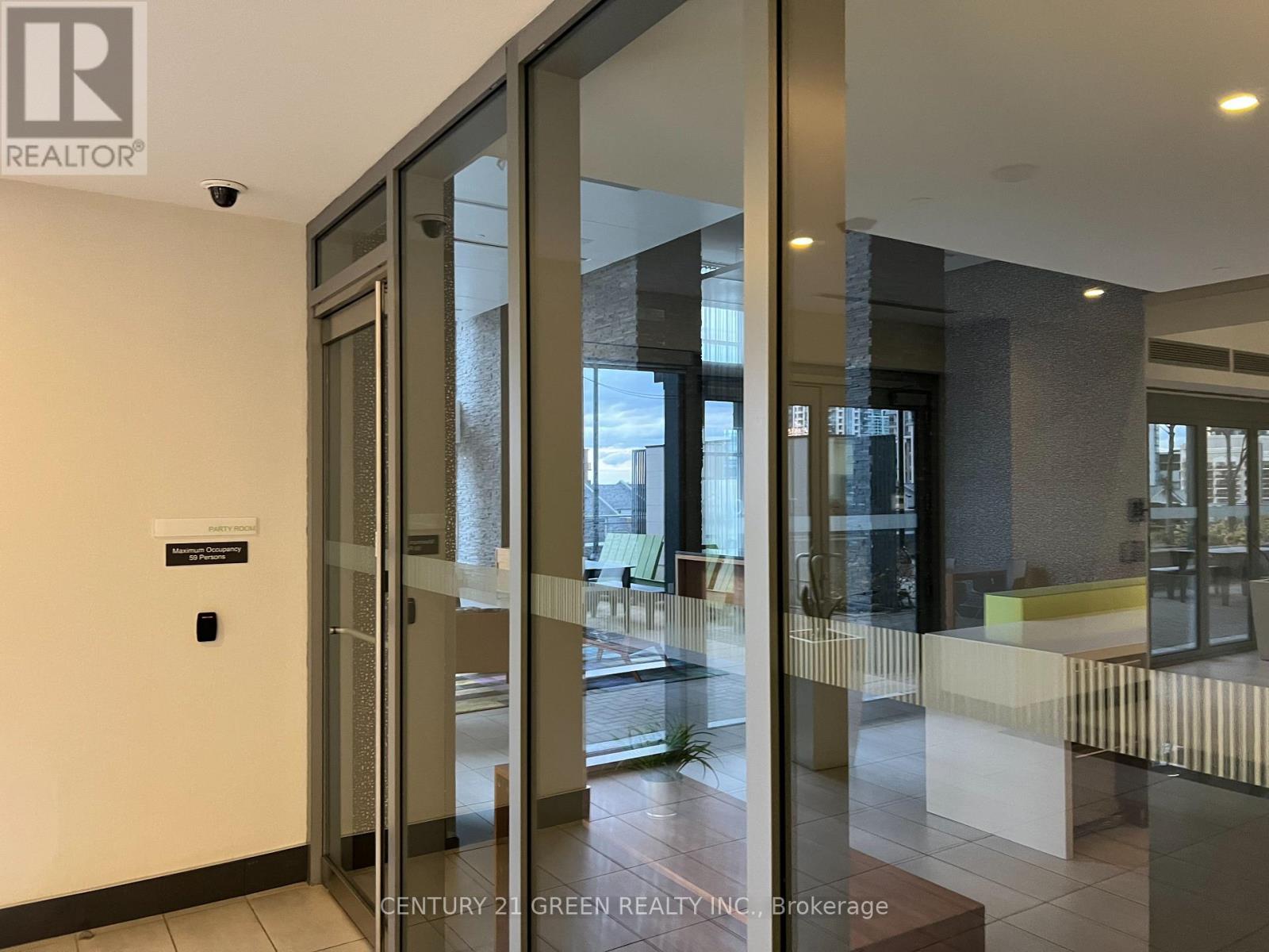 1406 - 365 Prince Of Wales Drive, Mississauga, Ontario  L5B 0G6 - Photo 19 - W12542822