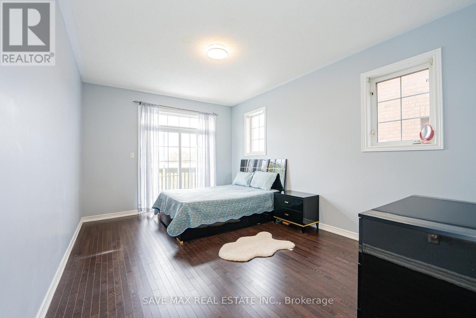 66 Southlake Boulevard, Brampton, Ontario  L6V 4P1 - Photo 15 - W12542836