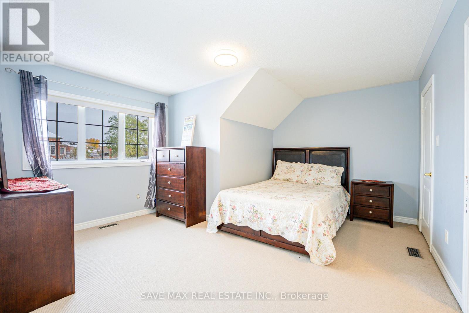 66 Southlake Boulevard, Brampton, Ontario  L6V 4P1 - Photo 23 - W12542836