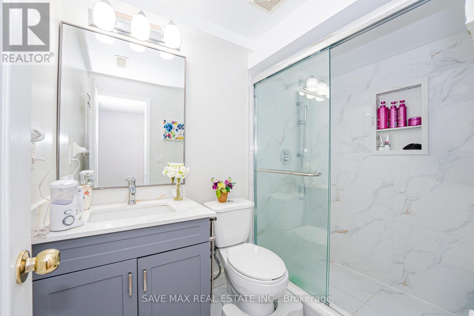 66 Southlake Boulevard, Brampton, Ontario  L6V 4P1 - Photo 30 - W12542836