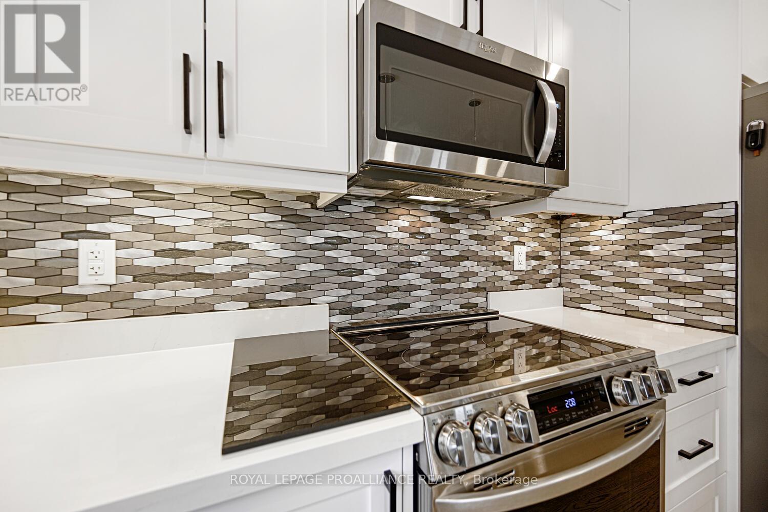 11 Ben Tekamp Terrace, Brockville, Ontario  K6V 0E8 - Photo 15 - X12542932