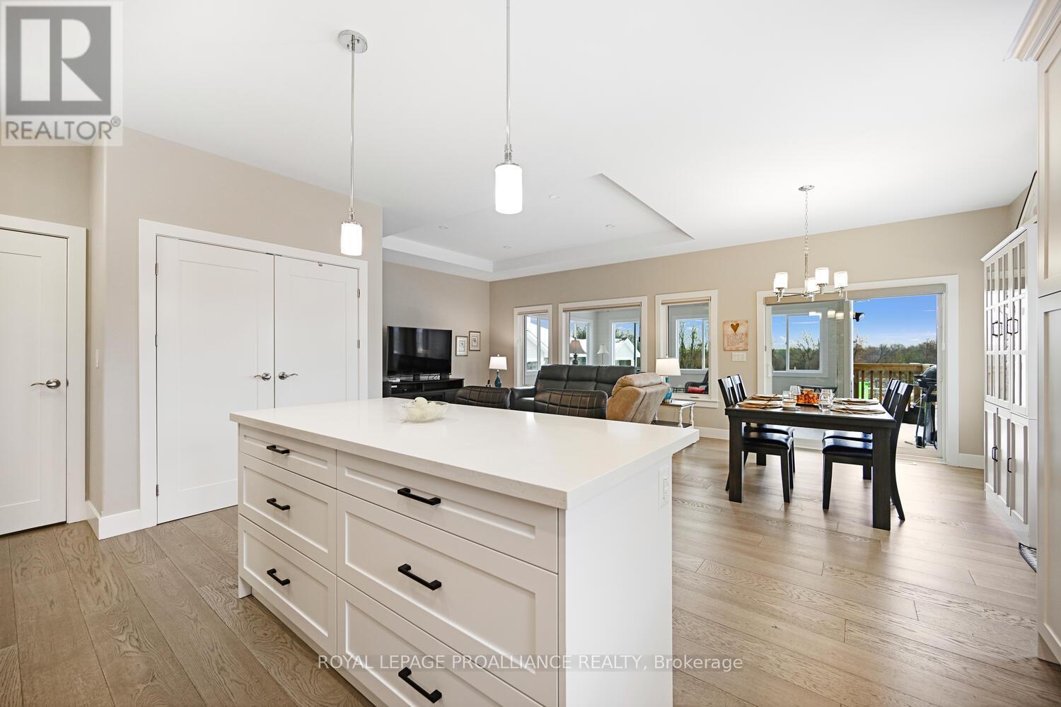 11 Ben Tekamp Terrace, Brockville, Ontario  K6V 0E8 - Photo 16 - X12542932