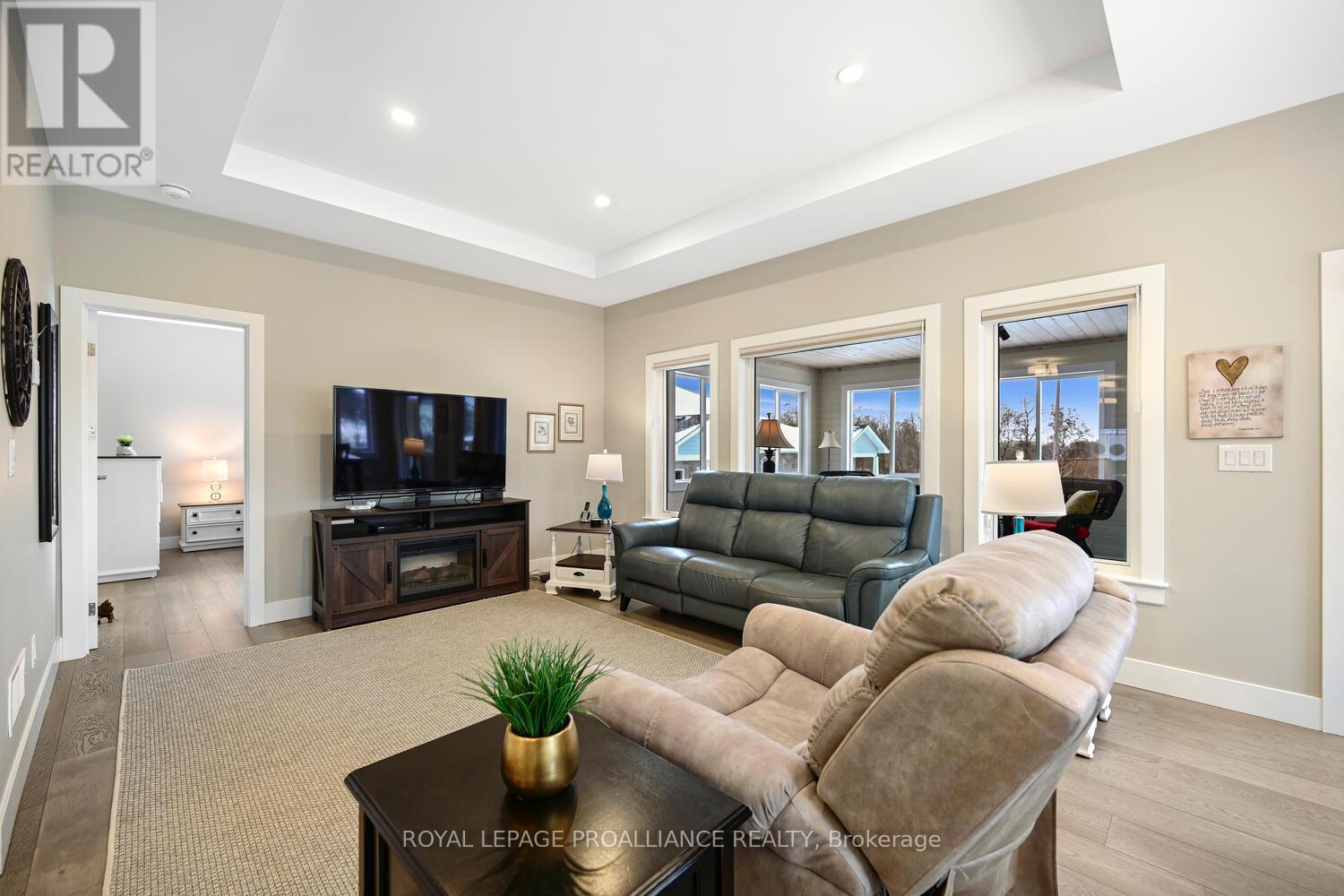 11 Ben Tekamp Terrace, Brockville, Ontario  K6V 0E8 - Photo 18 - X12542932