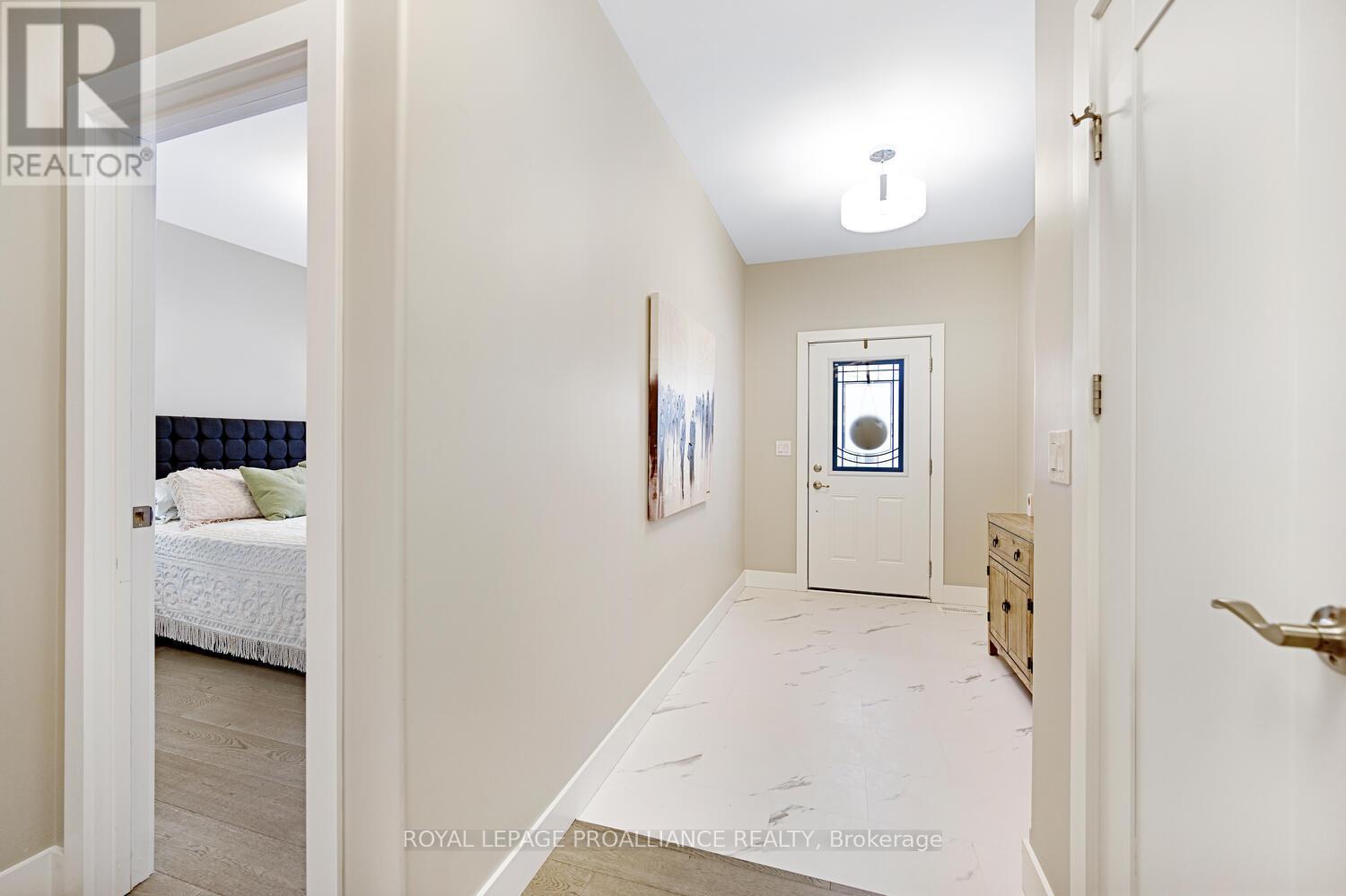 11 Ben Tekamp Terrace, Brockville, Ontario  K6V 0E8 - Photo 6 - X12542932