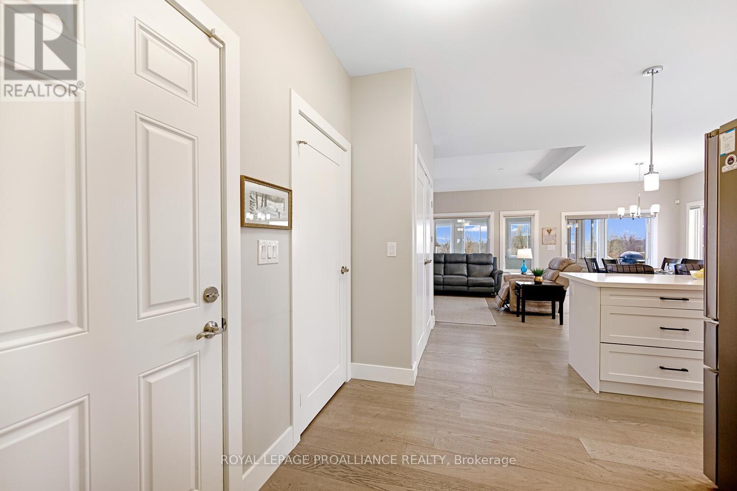 11 Ben Tekamp Terrace, Brockville, Ontario  K6V 0E8 - Photo 9 - X12542932