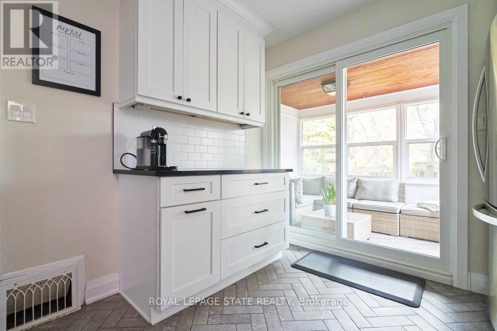 68 Bond Street S, Hamilton, Ontario  L8S 1S7 - Photo 11 - X12542646