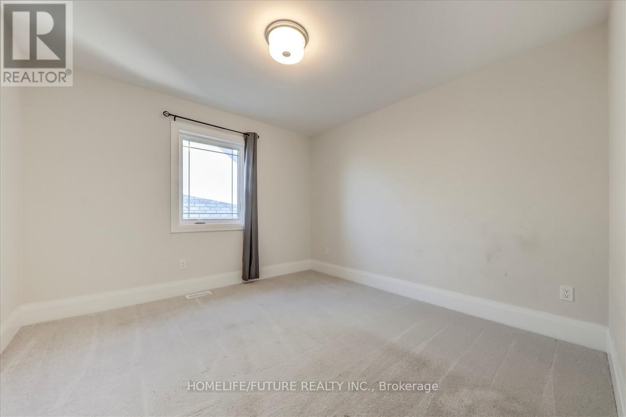 212 Mallory Terrace, Peterborough, Ontario  K9H 0J8 - Photo 22 - X12542656