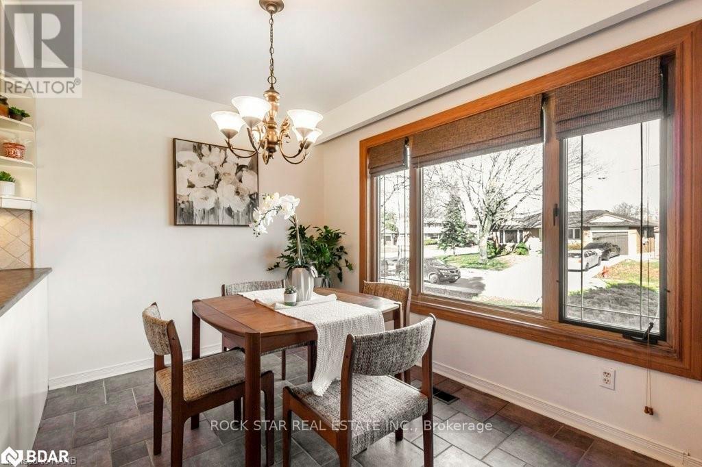 195 Bendamere Avenue, Hamilton, Ontario  L9C 1N6 - Photo 10 - X12542730