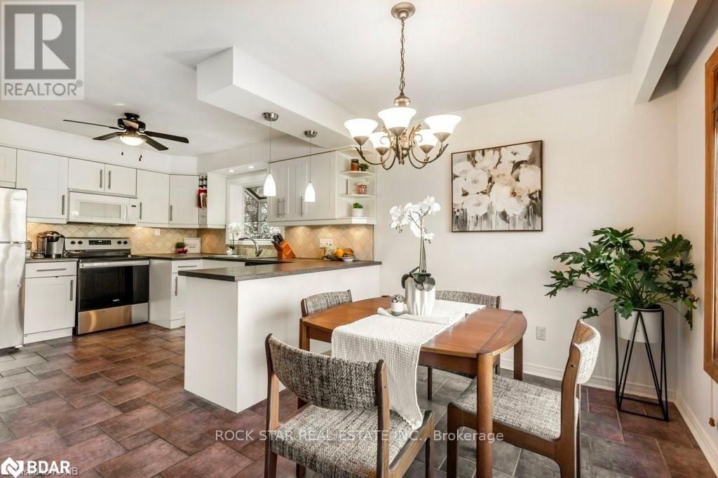 195 Bendamere Avenue, Hamilton, Ontario  L9C 1N6 - Photo 11 - X12542730