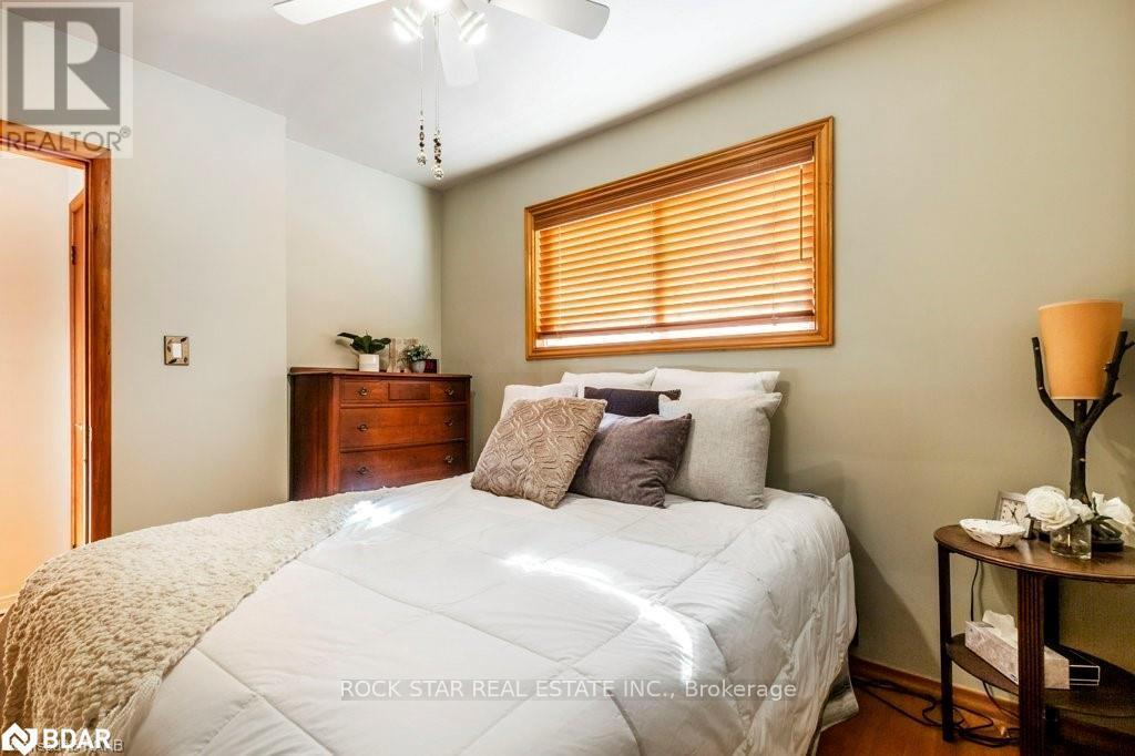 195 Bendamere Avenue, Hamilton, Ontario  L9C 1N6 - Photo 13 - X12542730