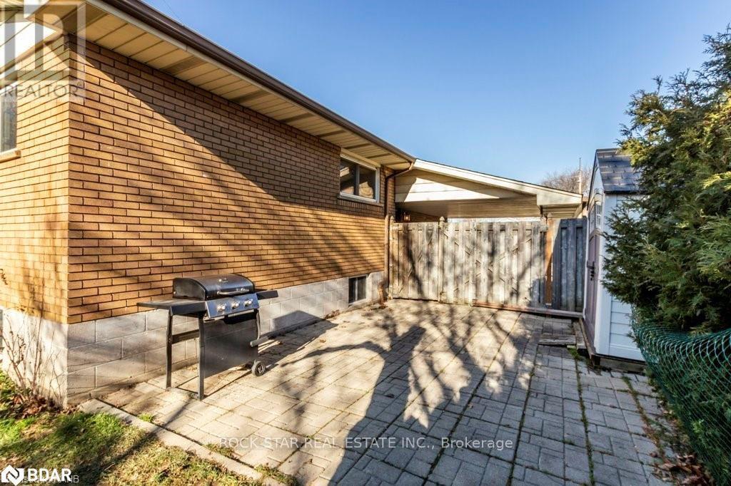 195 Bendamere Avenue, Hamilton, Ontario  L9C 1N6 - Photo 19 - X12542730