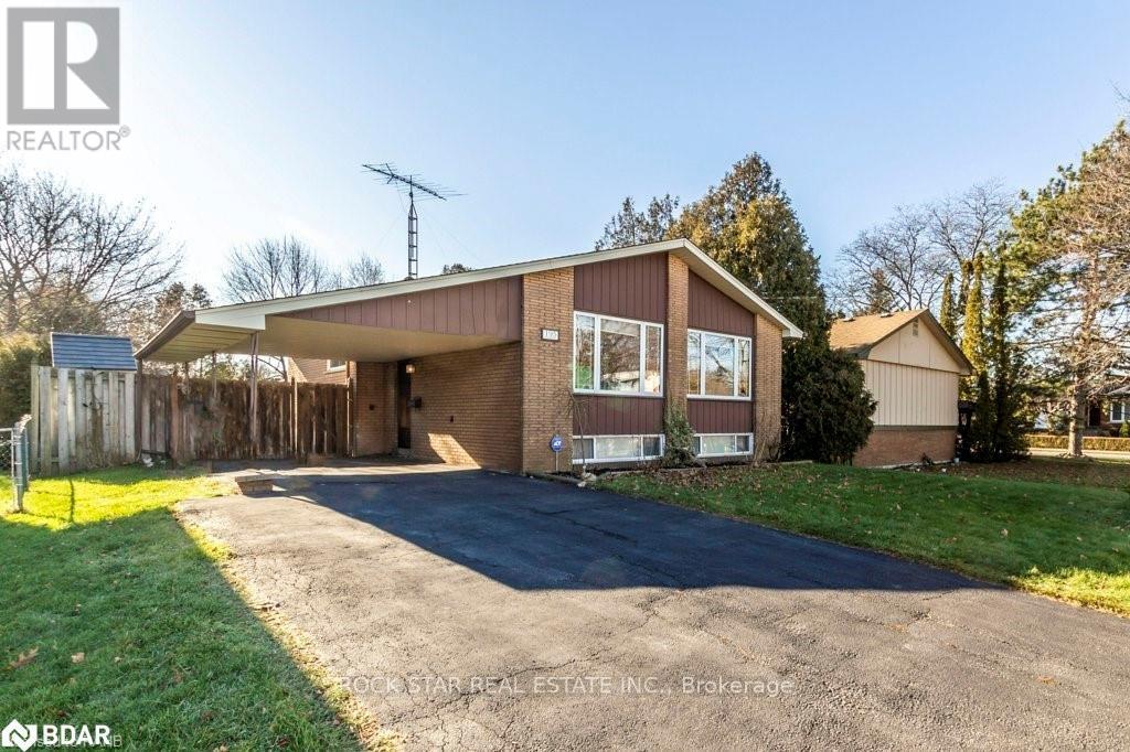 195 Bendamere Avenue, Hamilton, Ontario  L9C 1N6 - Photo 2 - X12542730