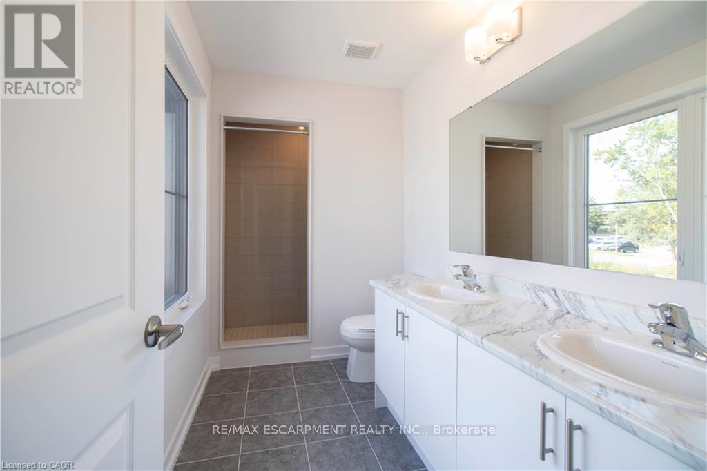 14 Trailside Drive, Haldimand, Ontario  N0A 1S0 - Photo 15 - X12542738