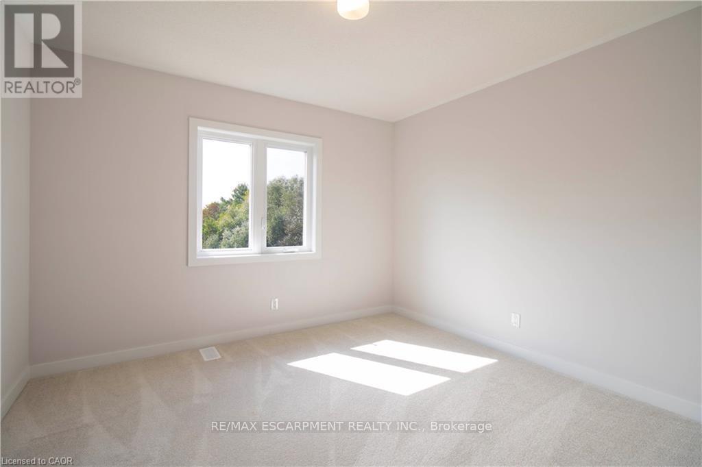 14 Trailside Drive, Haldimand, Ontario  N0A 1S0 - Photo 18 - X12542738