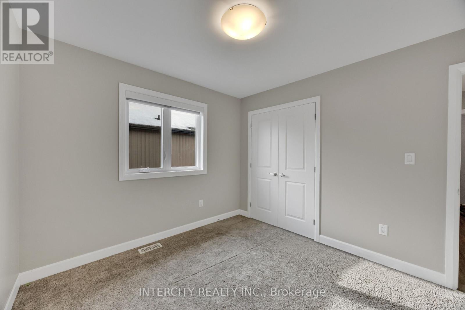 80 Arrowhead Lane, Chatham-Kent, Ontario  N7M 0A6 - Photo 10 - X12542776