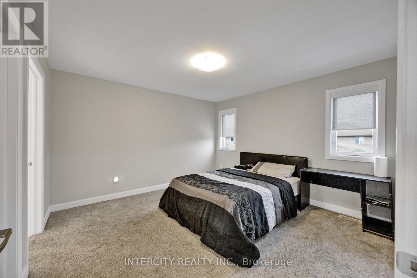 80 Arrowhead Lane, Chatham-Kent, Ontario  N7M 0A6 - Photo 11 - X12542776