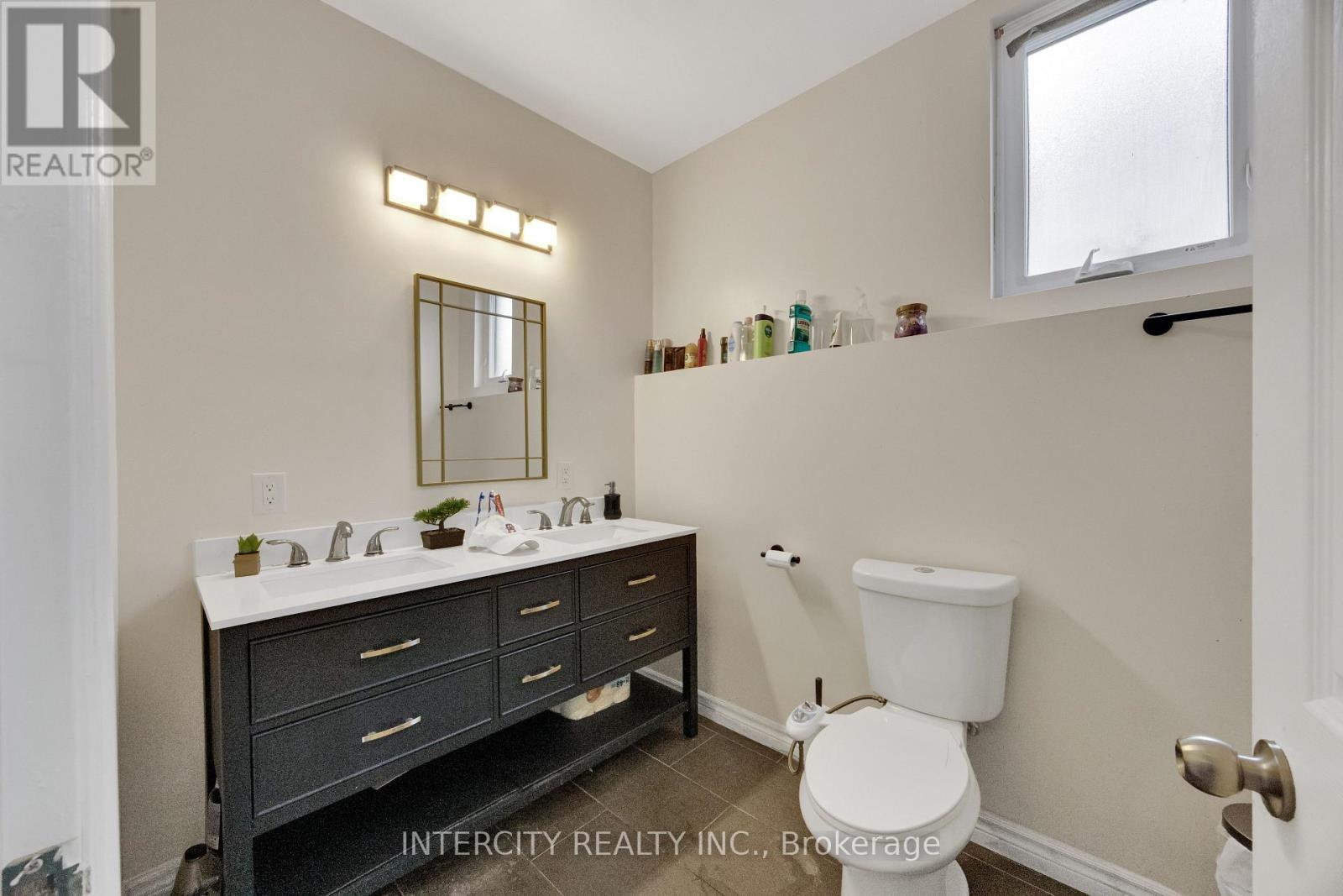 80 Arrowhead Lane, Chatham-Kent, Ontario  N7M 0A6 - Photo 21 - X12542776