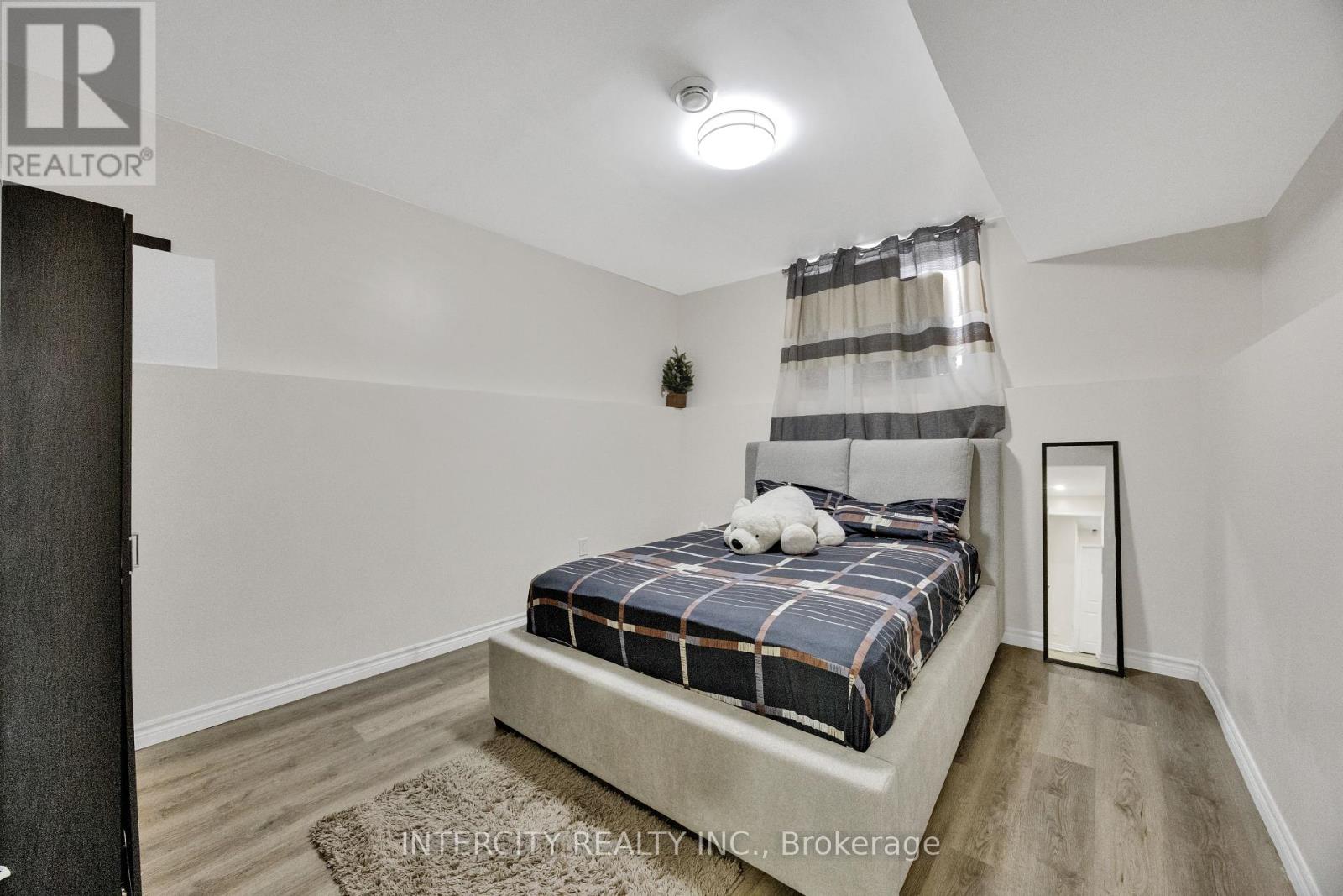 80 Arrowhead Lane, Chatham-Kent, Ontario  N7M 0A6 - Photo 23 - X12542776