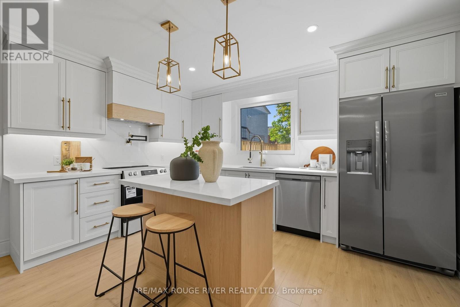 353 John Street, Cobourg, Ontario  K9A 3T4 - Photo 14 - X12542824