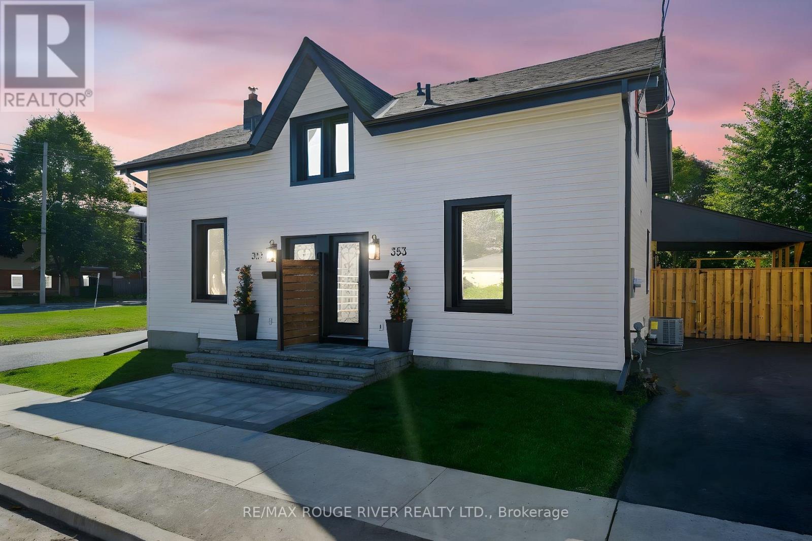 353 John Street, Cobourg, Ontario  K9A 3T4 - Photo 2 - X12542824