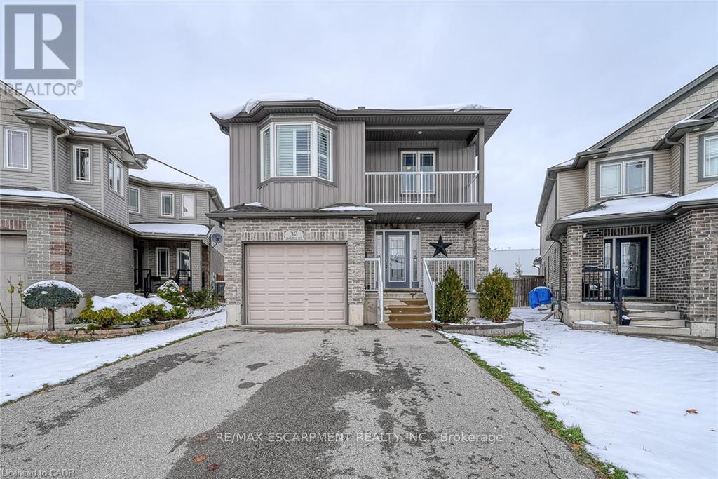 32 LANGRELL AVENUE, Tillsonburg, Ontario